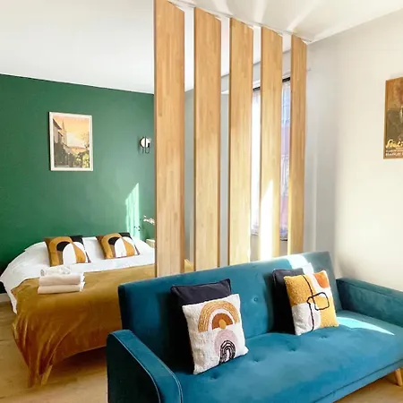 Peri By Yume Τουλούζη